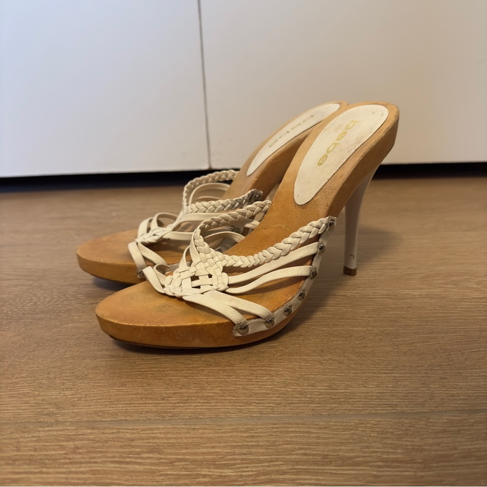 Bebe White Wooden Y2K Heels